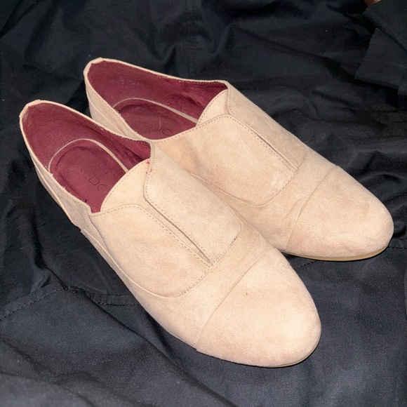 Suede Aldo Shoes - Picture 3 of 4